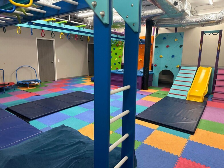 More Photos Of 4725 Amber Valley Pky, Fargo Office For Lease