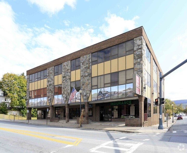 Primary Photo Of 123 Pike St, Port Jervis Coworking Space