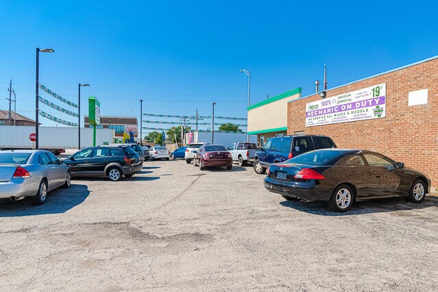 More Photos Of 7948 W 79th St, Bridgeview Auto Dealership For Sale