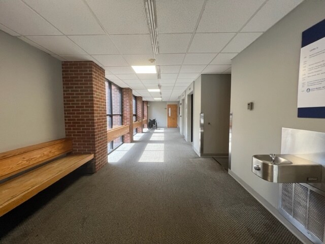 More Photos Of 20 Hope Ave, Waltham Medical For Lease
