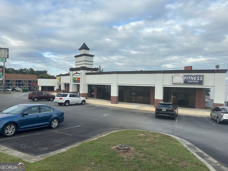 More Photos Of 116 Riverside Pky, Macon-Bibb Storefront Retail Office For Sale