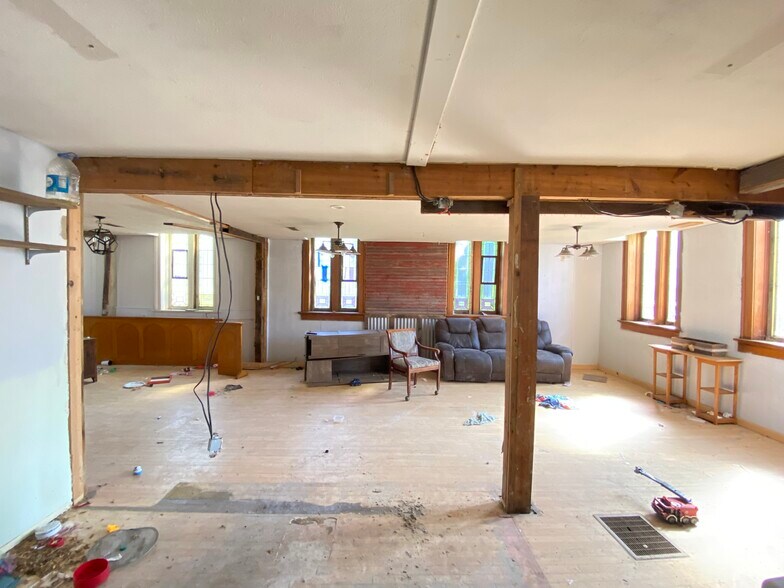 More Photos Of 534 N State St, Alma Religious Facility For Sale