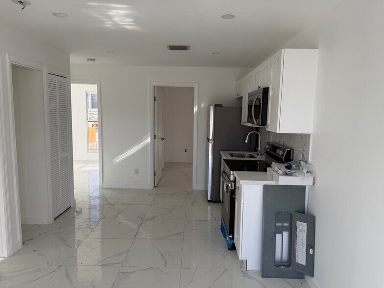 More Photos Of 729 SW 3rd St, Miami Apartments For Sale