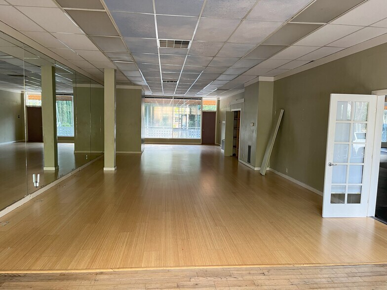 More Photos Of 23 Orinda Way, Orinda Office For Lease