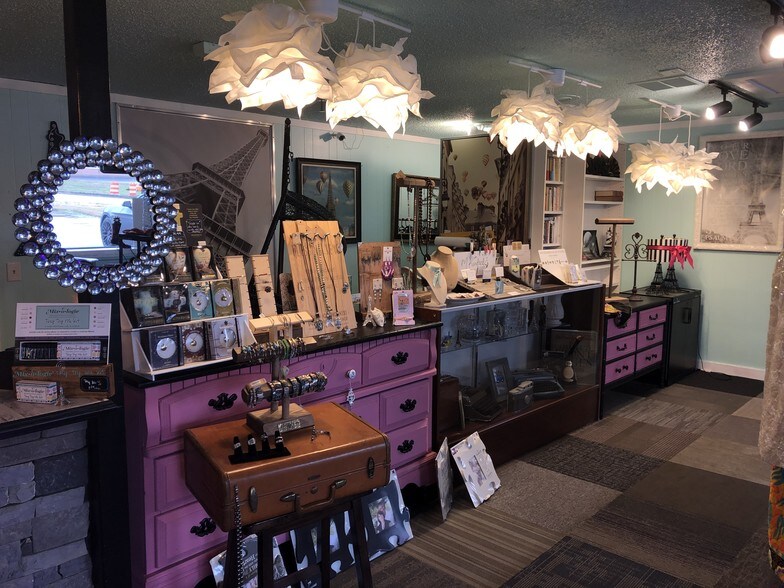 More Photos Of 2306 Chesnee Hwy, Spartanburg General Retail For Lease
