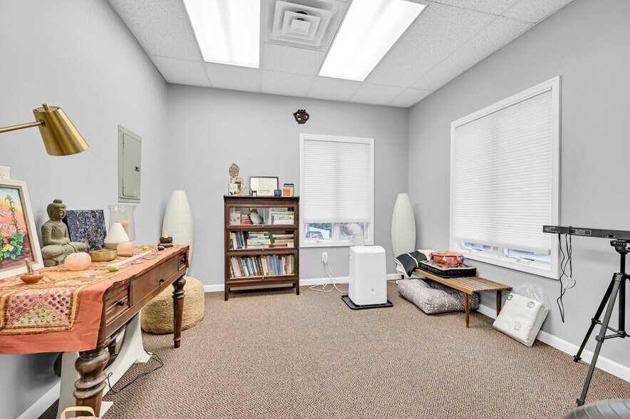 More Photos Of 21 Orchard St, Denville Medical For Lease