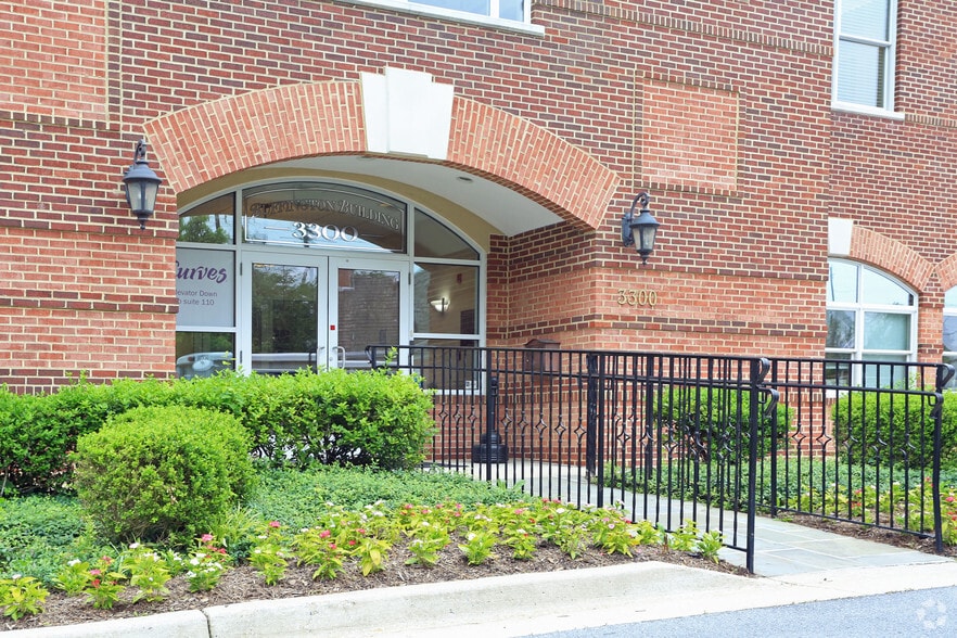 More Photos Of 3300 Olney Sandy Spring Rd, Olney Medical For Lease