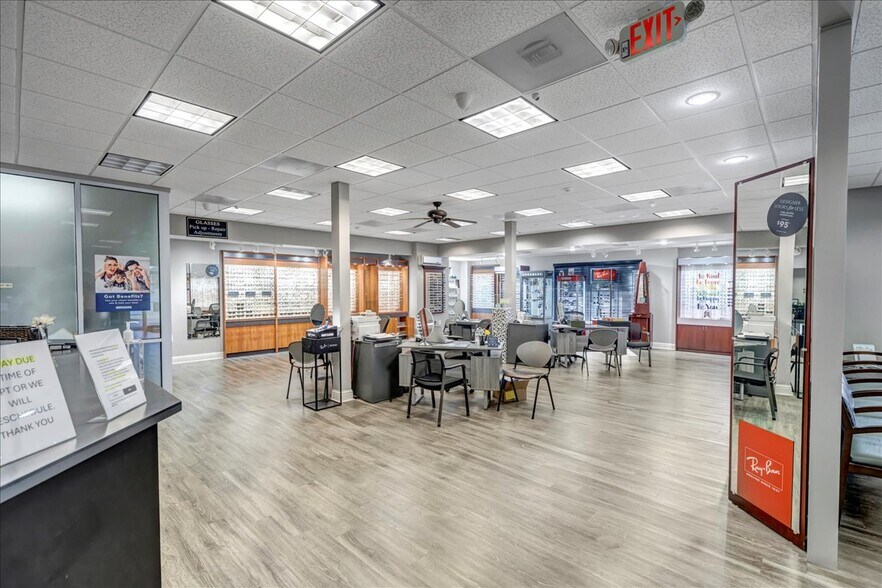 More Photos Of 3801 Northside Dr, Macon-Bibb Medical For Sale