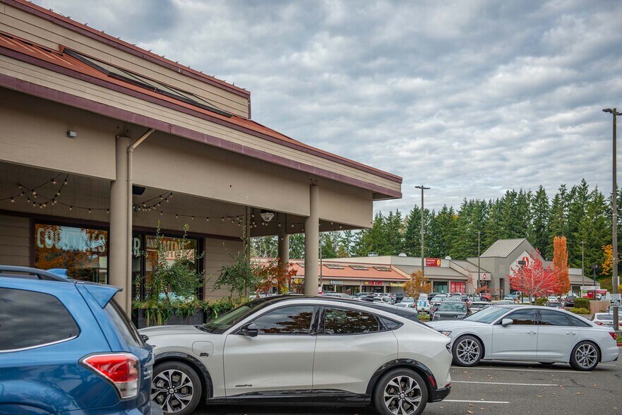 More Photos Of 6917-6979 Coal Creek Pky SE, Newcastle General Retail For Lease