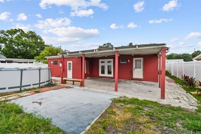 More Photos Of 101 Emily Ln, Brandon Office Residential For Lease