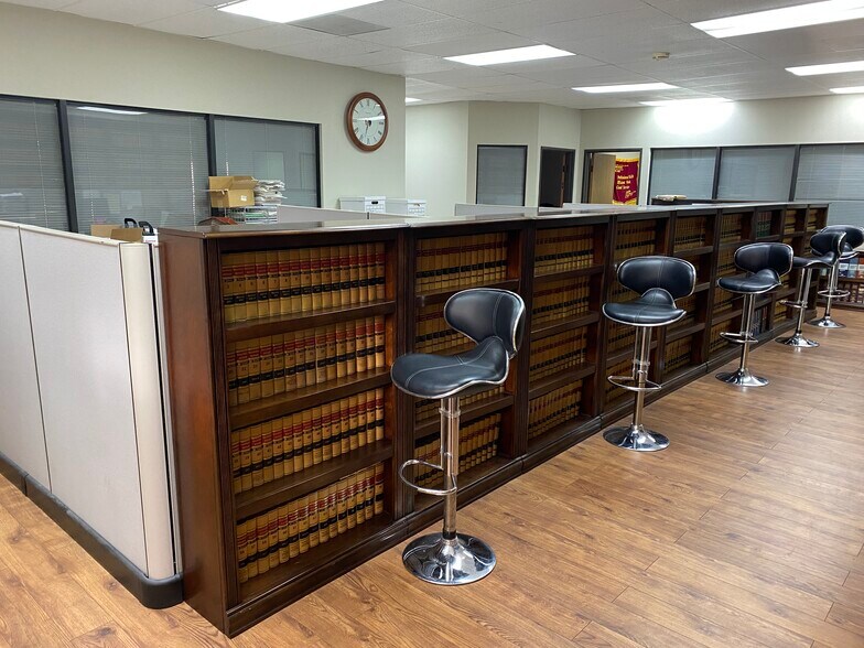 More Photos Of 724-730 N Diamond Bar Blvd, Diamond Bar Office Residential For Lease