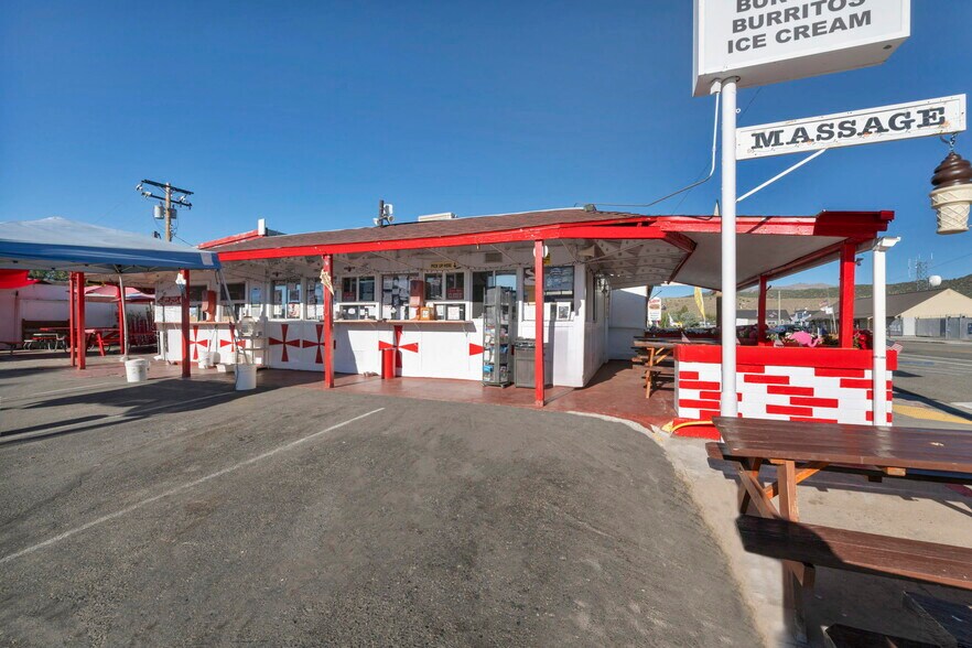 More Photos Of 198 Main St, Bridgeport Restaurant For Sale