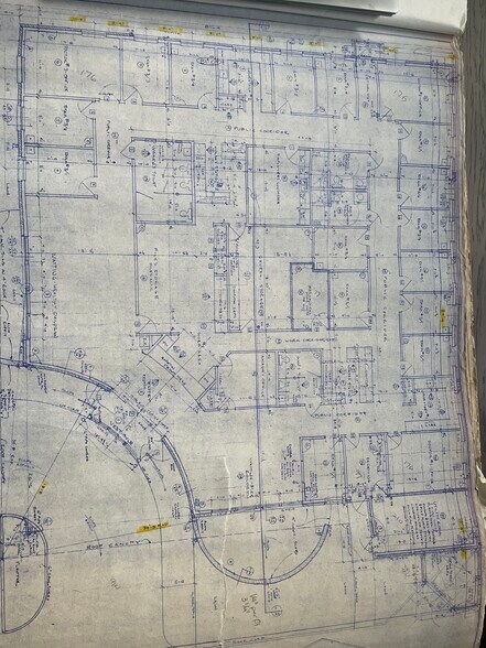 More Photos Of 11 Garvey Pky, Saint Charles Medical For Sale