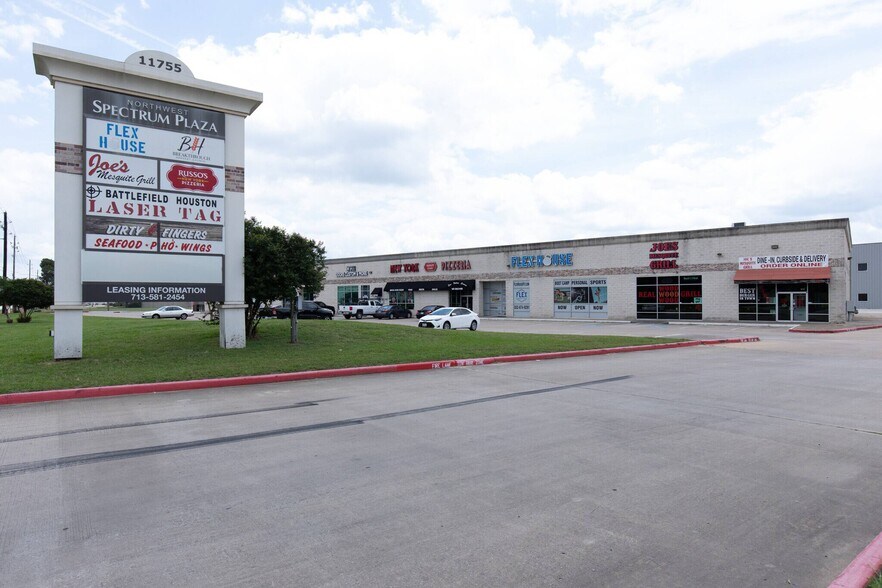 More Photos Of 11755 W Little York Rd, Houston Industrial For Lease