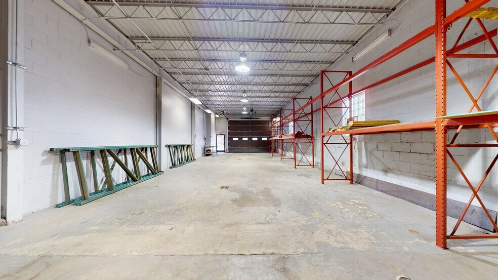 More Photos Of 3367 Spring Garden Rd, Pittsburgh Warehouse For Lease