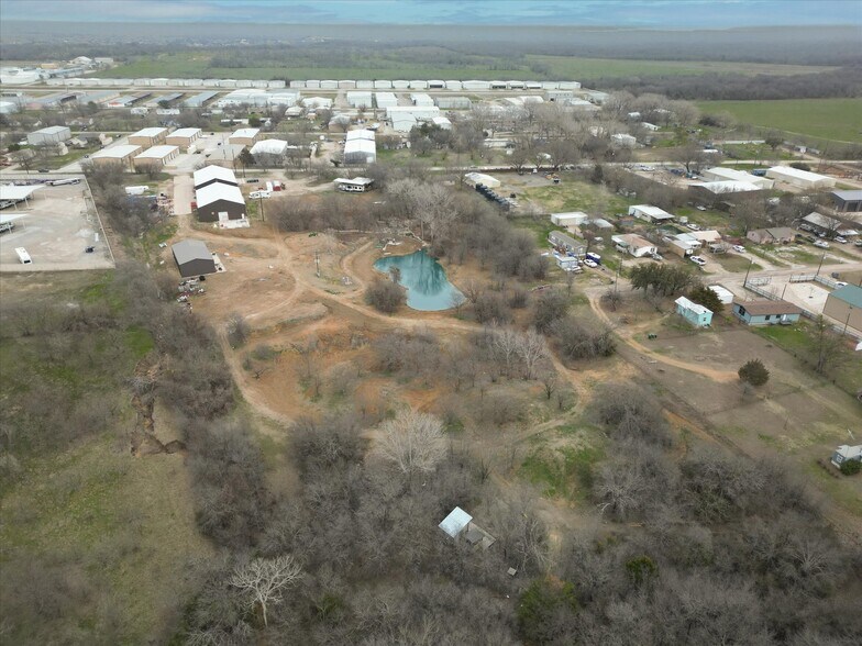 More Photos Of 11984 Cleveland Gibbs Rd, Roanoke Manufacturing For Sale