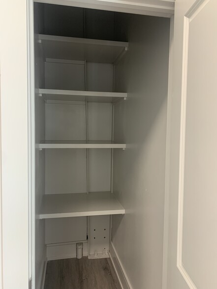 More Photos Of 13430 Leah St, Gonzales Self Storage For Lease