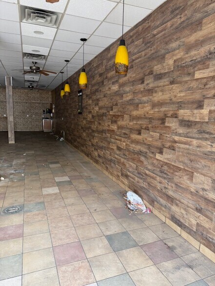 More Photos Of 520-528 Clarkson Ave, Brooklyn Storefront For Lease