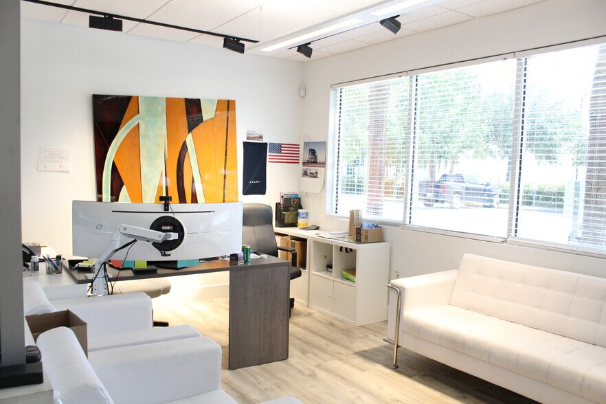 More Photos Of 6457 Hazeltine National Dr, Orlando Warehouse For Sale