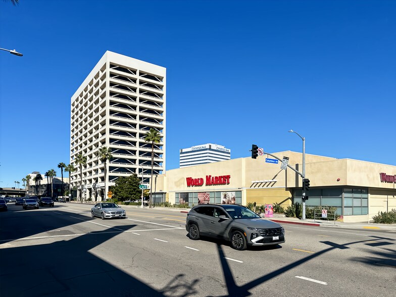More Photos Of 15233 Ventura Blvd, Sherman Oaks Office For Lease