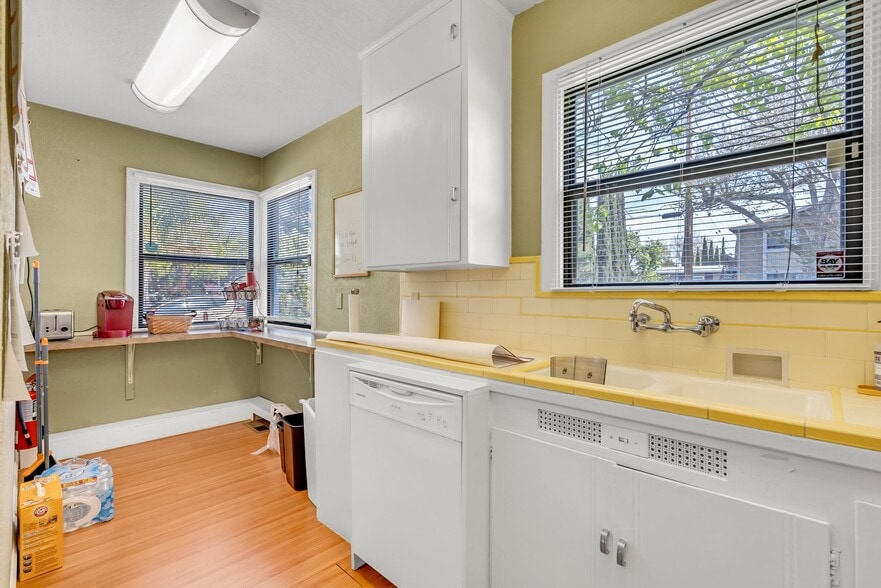 More Photos Of 2291 Pacheco St, Concord Medical For Lease