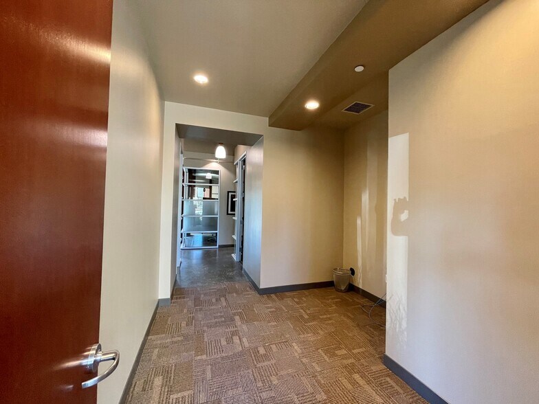 More Photos Of 9110 Irvine Center Dr, Irvine Coworking Space