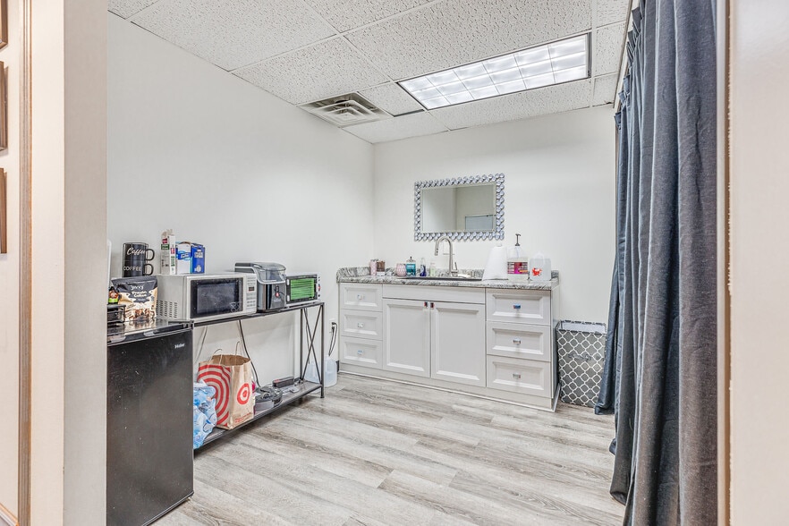 More Photos Of 831 Michigan Ave, Sheboygan Skilled Nursing Facility For Sale