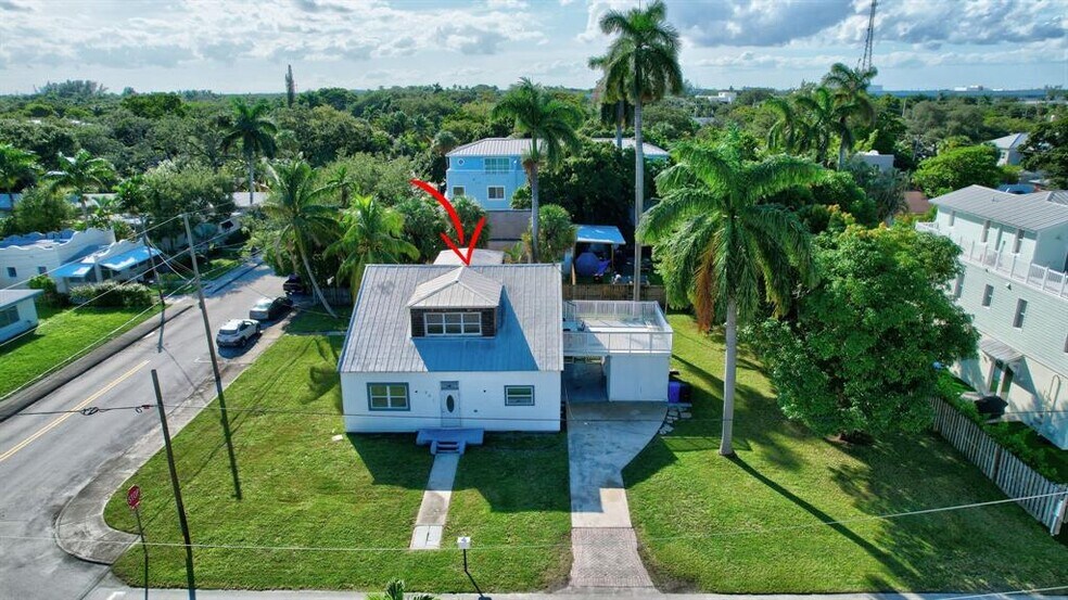 More Photos Of 901 W Las Olas Blvd, Fort Lauderdale Specialty For Sale