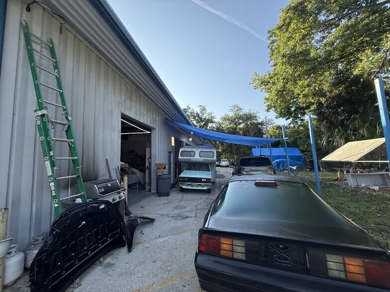 More Photos Of 5508 Benchmark Ln, Sanford Warehouse For Sale