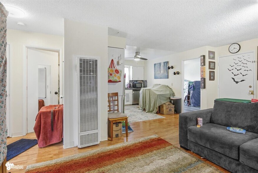 More Photos Of 12521 Tanada Loop, Anchorage Multifamily For Sale