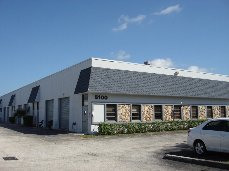 More Photos Of 5130 NW 15th St, Margate Unknown For Lease