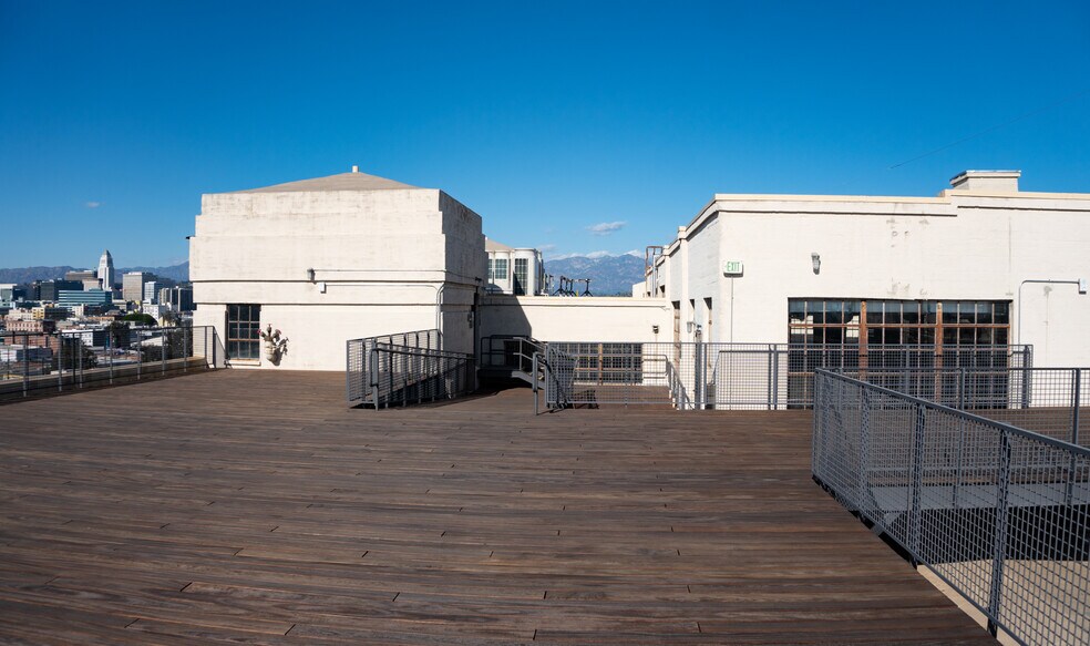 More Photos Of 767 S Alameda St, Los Angeles Loft Creative Space For Lease