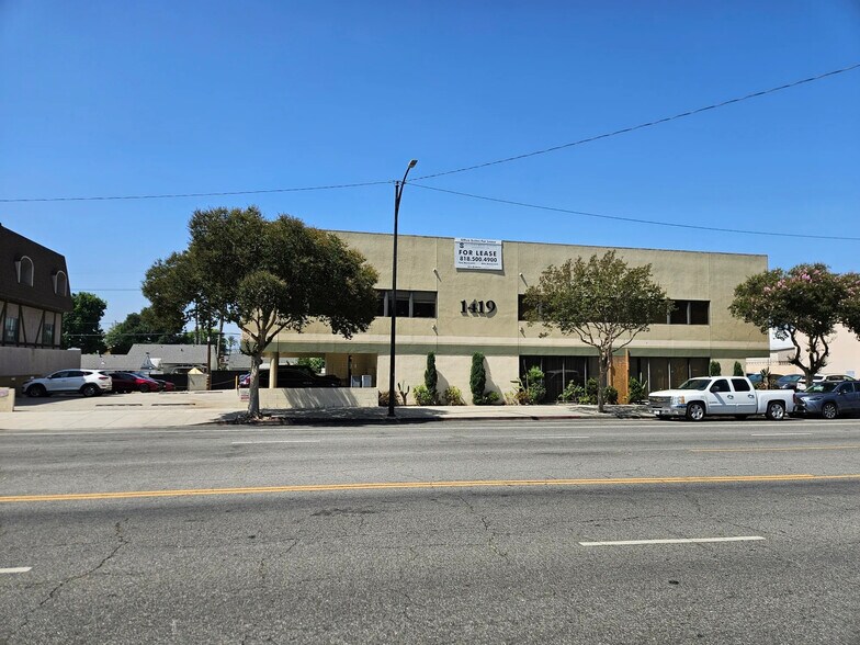 More Photos Of 1419 N San Fernando Blvd, Burbank Office For Lease