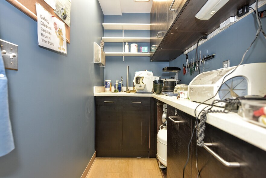 More Photos Of 276 State Rt.94, Vernon Medical For Sale