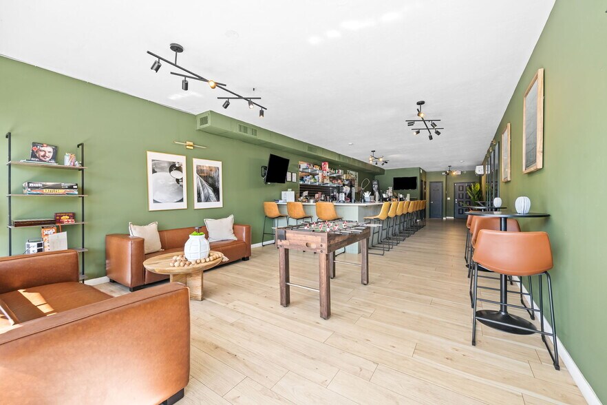 Primary Photo Of 1649 E Sample Rd, Pompano Beach Storefront For Sale