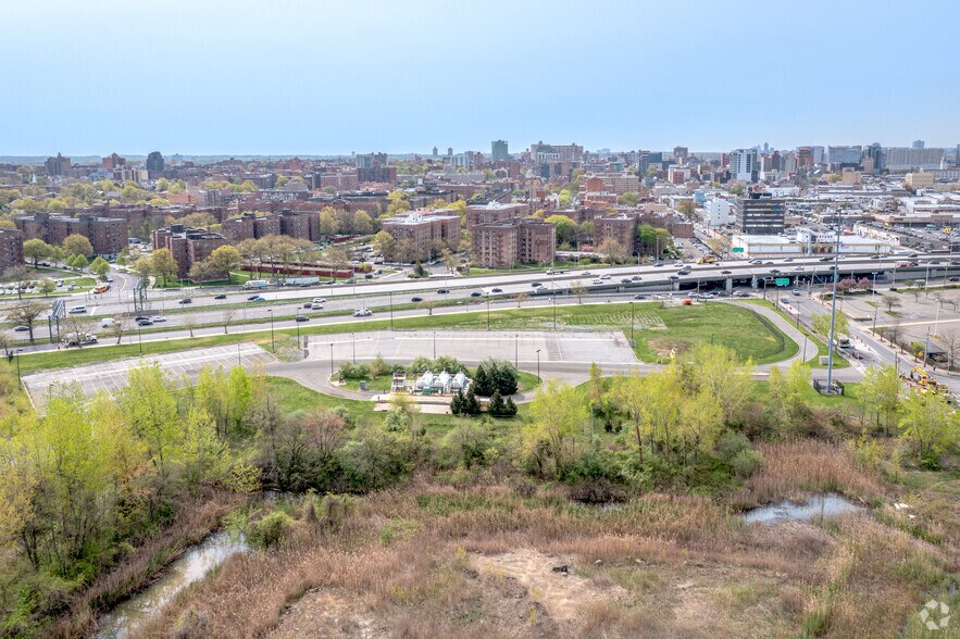 More Photos Of 25-70 Whitestone Expy, Whitestone Land For Lease
