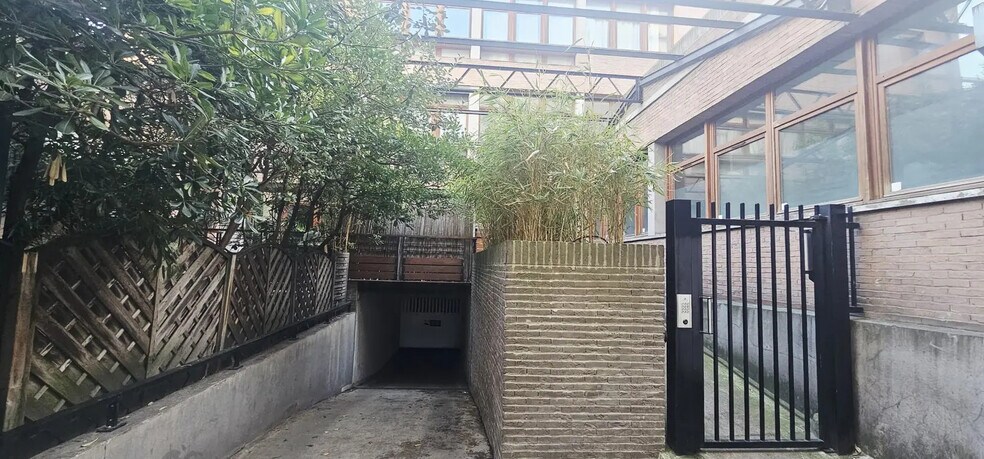 More Photos Of 250 Avenue Du Président Wilson, Saint-Denis Office For Sale