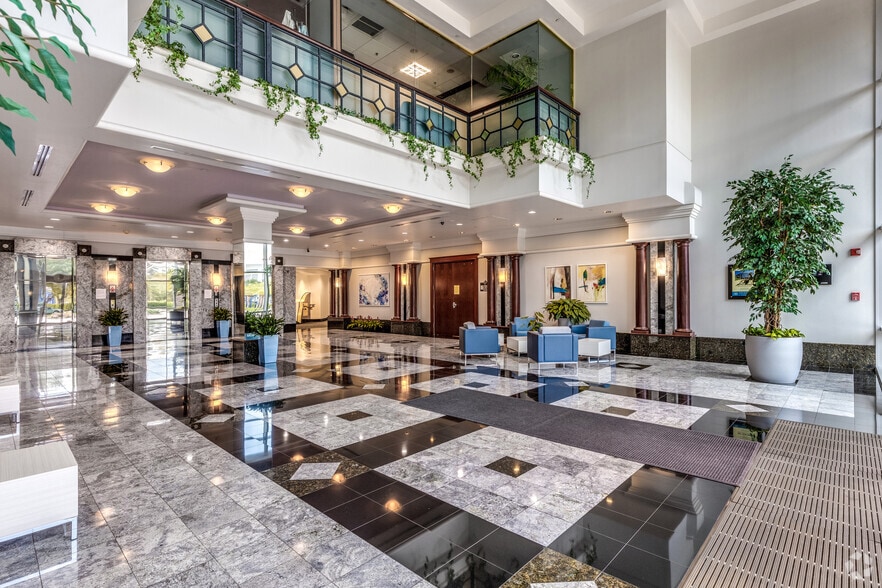 More Photos Of 220 E Central Pky, Altamonte Springs Unknown For Lease