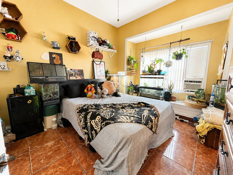 More Photos Of 515 Wilson Ave, Bakersfield Apartments For Sale