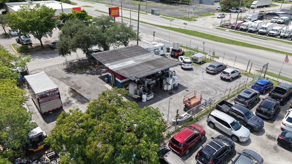 More Photos Of 9301 NW 27th Ave, Miami Auto Dealership For Sale