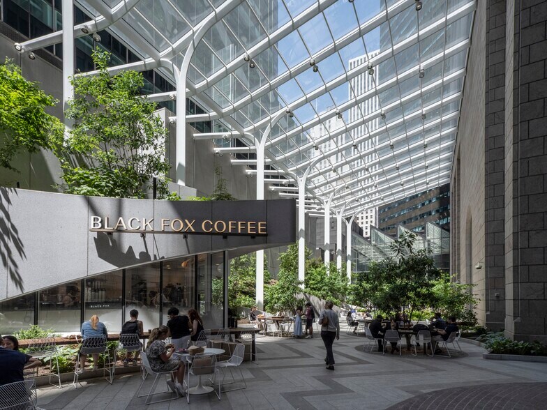 More Photos Of 550 Madison Ave, New York Office For Lease