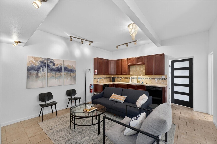 More Photos Of 2217 Sealy St, Galveston Office Residential For Sale