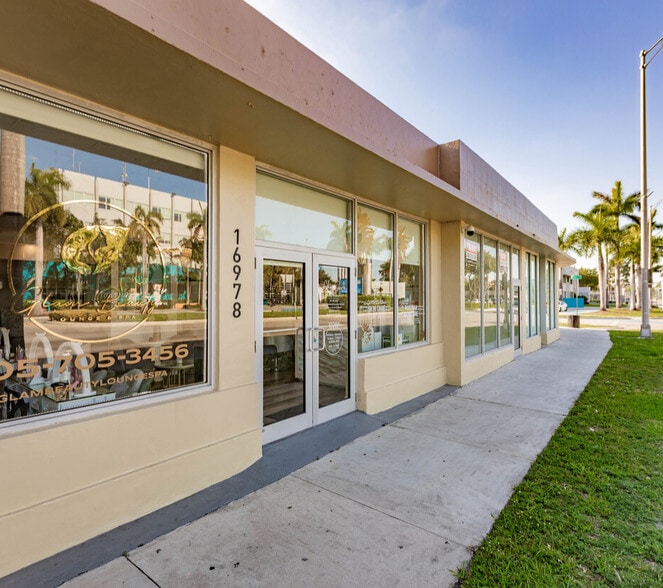 More Photos Of 16978-16990 NE 19th Ave, North Miami Beach Storefront Retail Office For Lease