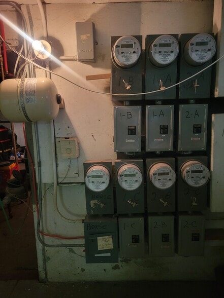 More Photos Of 467 Hudson St, Hackensack Apartments For Sale