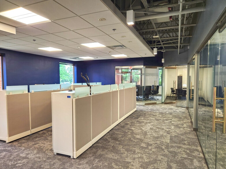 More Photos Of 14750 Sweitzer Ln, Laurel Medical For Sale