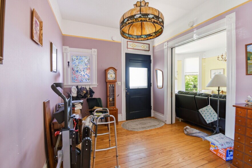More Photos Of 931 Chestnut St, Alameda Multifamily For Sale