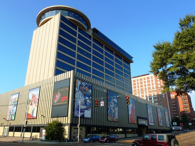 More Photos Of 1331 Union Ave, Memphis Medical For Lease