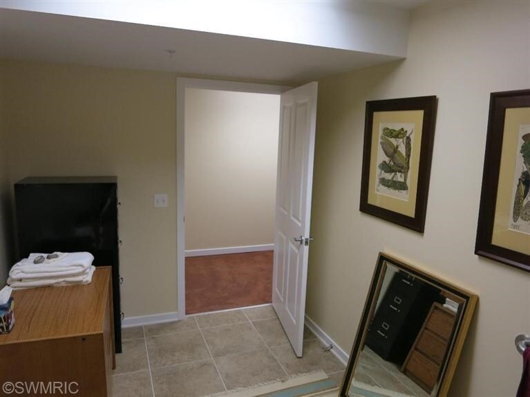 More Photos Of 430 W Center St, Douglas Freestanding For Sale