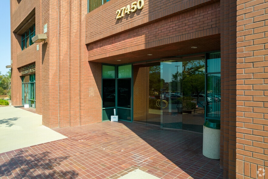 More Photos Of 27450 Ynez Rd, Temecula Medical For Lease