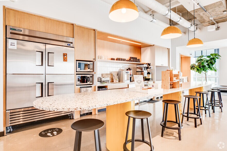 More Photos Of 3300 N Interstate 35, Austin Coworking Space